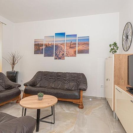 Holiday Home Gveric Vodice Luaran gambar