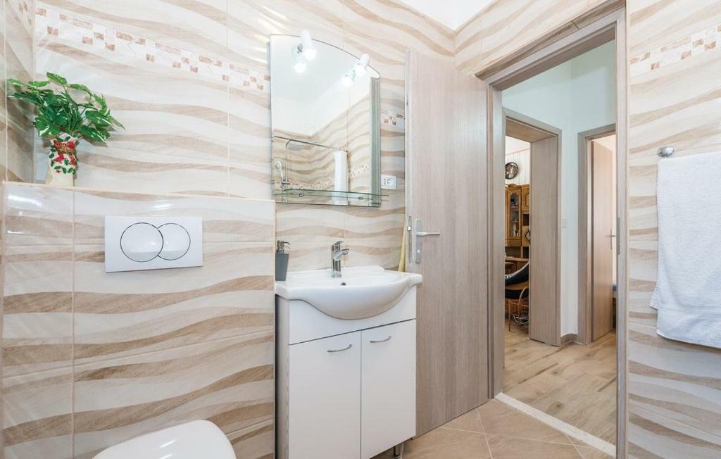 Holiday Home Gveric Vodice Luaran gambar