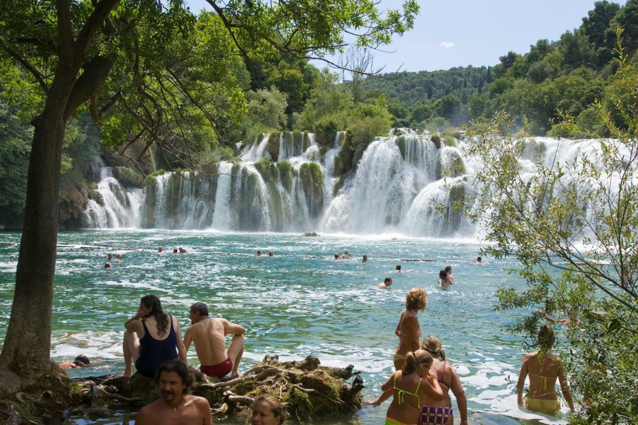 Holiday Home Gveric Vodice Luaran gambar