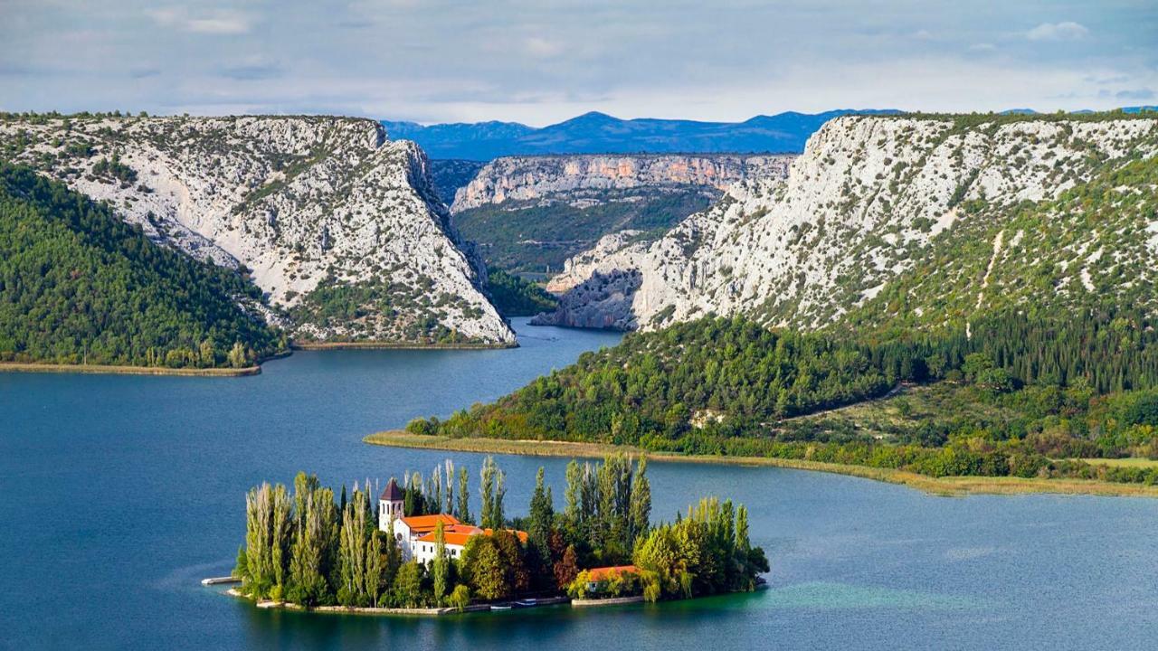 Holiday Home Gveric Vodice Luaran gambar